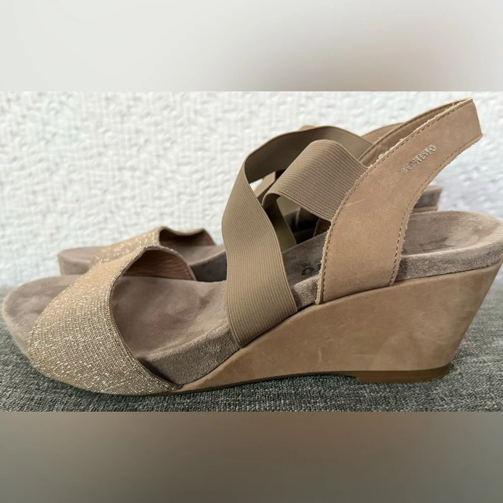 Mephisto Barbara Wedge Sandal in Argentina ( taupe and silver) SZ 40 US 10